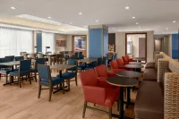 Holiday Inn Express & Suites Woodside LaGuardia Airport État de New York