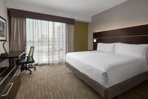 Holiday Inn Express & Suites Woodside LaGuardia Airport État de New York