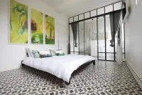 Romantic Artist Room Montmartre Bed & Breakfast Île-de-France