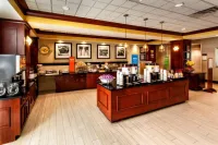 Hampton Inn & Suites Staten Island État de New York