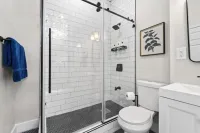 Newly Renovated 2BR Haven Walk to Columbia Uni État de New York